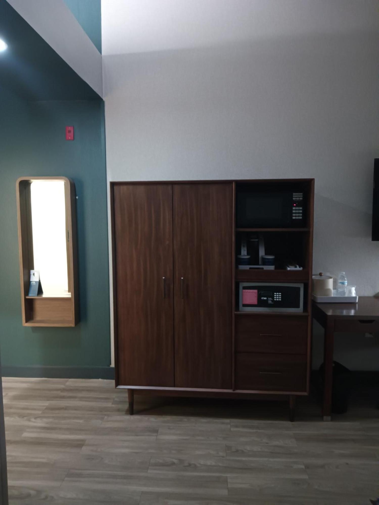 Four Points By Sheraton Dallas Arlington Entertainment District Esterno foto