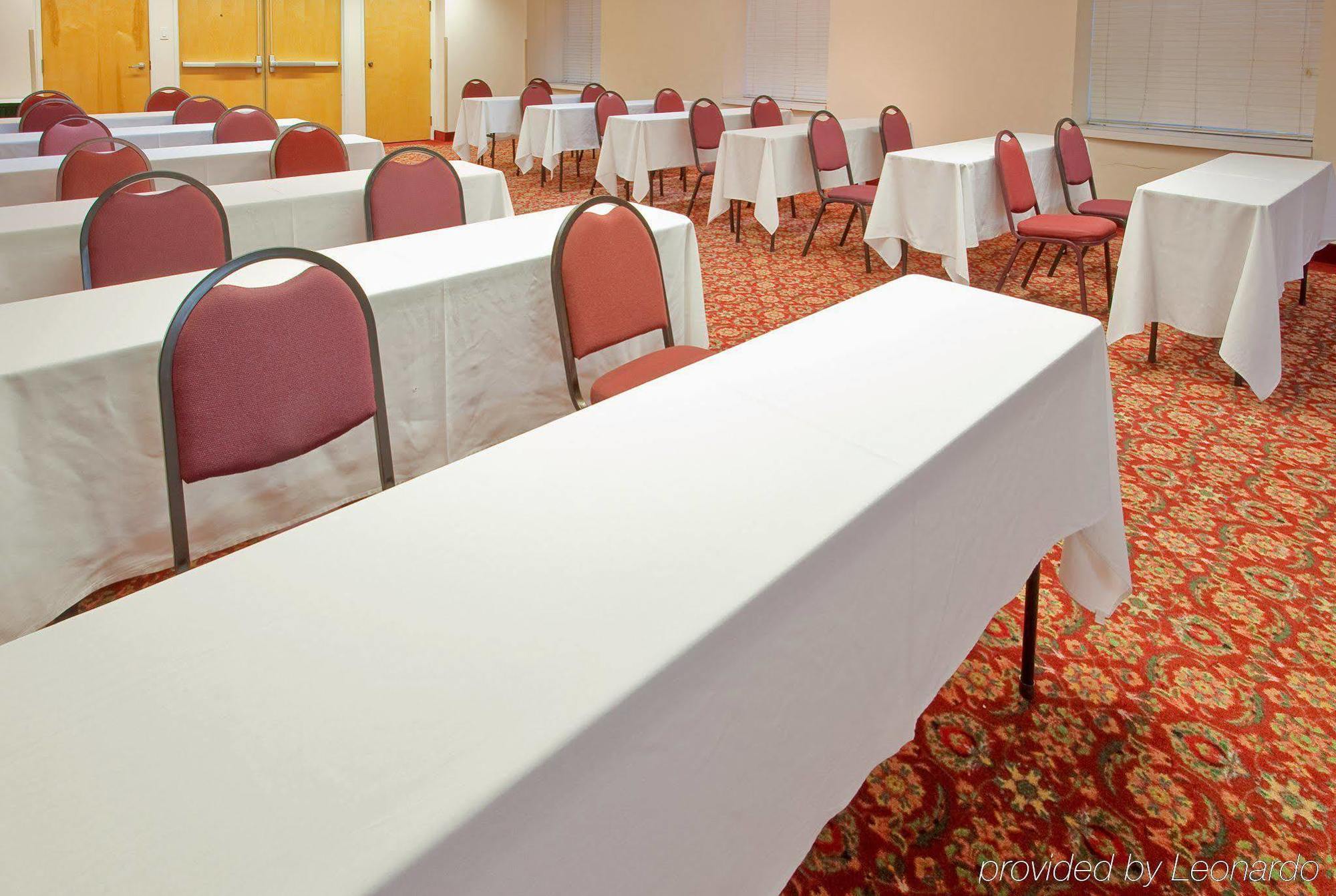 Four Points By Sheraton Dallas Arlington Entertainment District Servizi foto